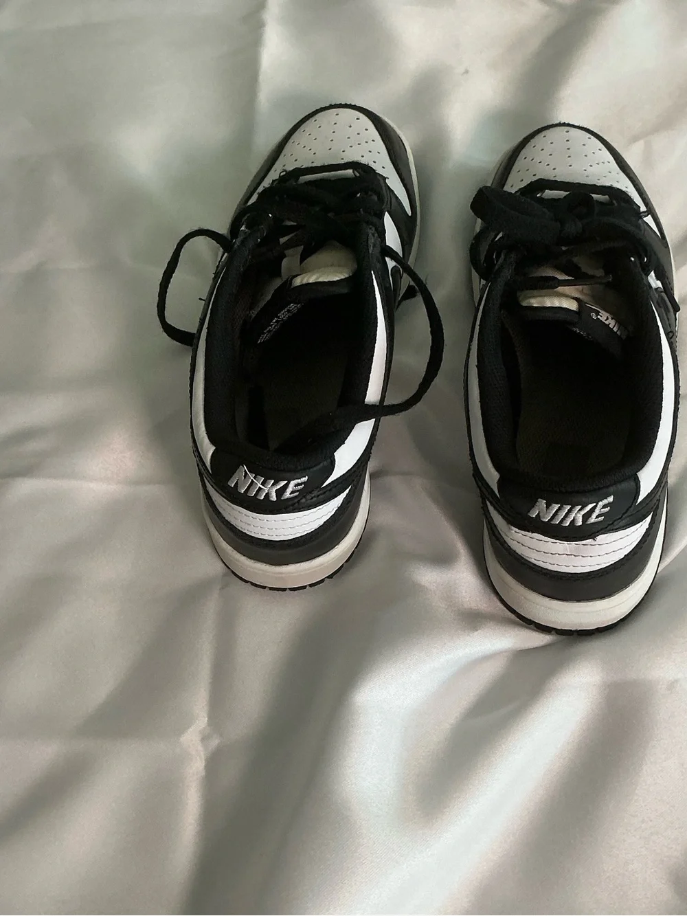 Nike Black and White Kids Low-Top Sneakers